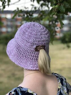 Opskrift til hæklet Hestehale bøllehat