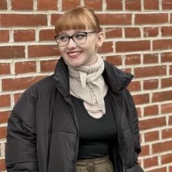 Opskrift til Easy Peasy Scarf i 1. Class Cashmere