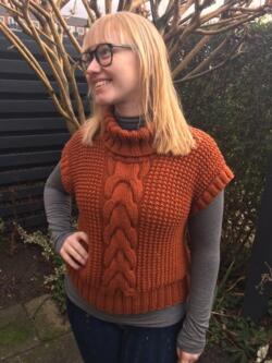 Opskrift til Vamset vest med snoninger