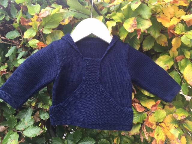 Opskrift til Bluse med lomme og krave