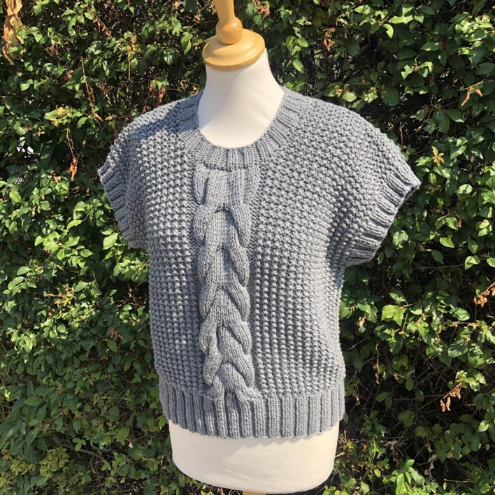 Strikkekits til Chunky snoningsvest i Extrafine merino 120