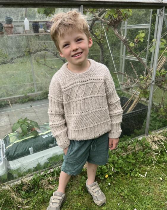 Ingrid Sweater Junior - PetiteKnit - Str. 1-14 år