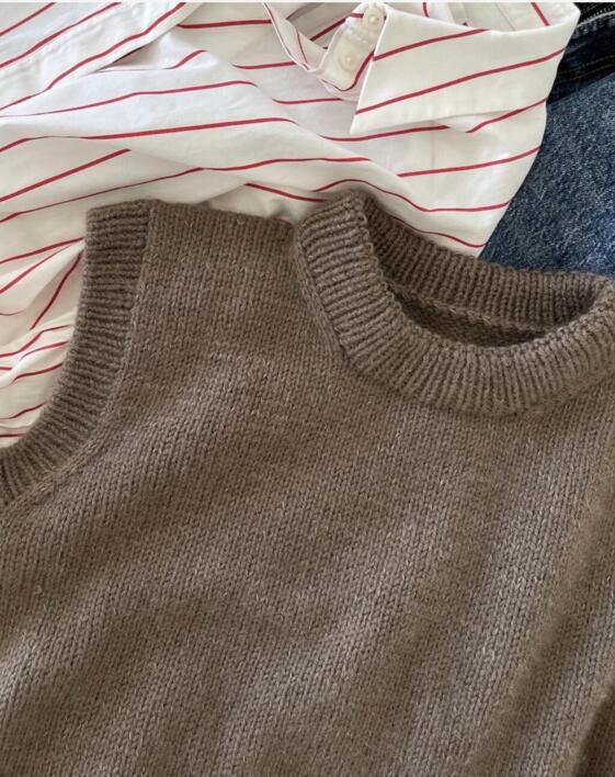 Novice Slipover - PetiteKnit