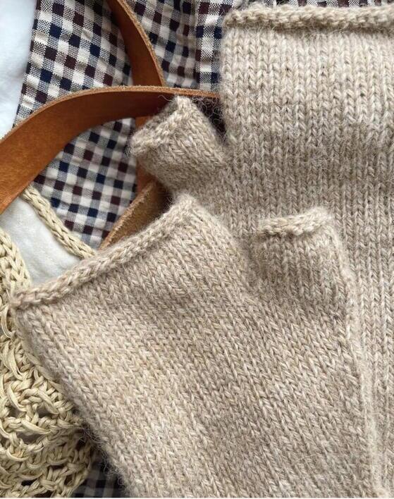 Strikkekits til Penny Gloves fra Petiteknit i Alva fra Filcolana