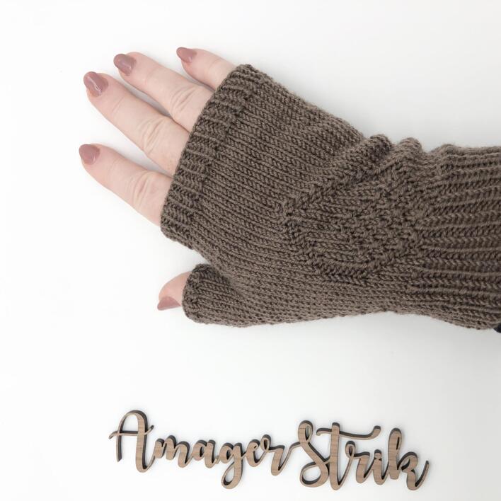 Opskrift til Kontorvanter i Extrafine merino 150