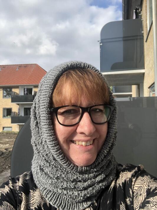 Opskrift til hætte/halsrør i Extrafine merino 90