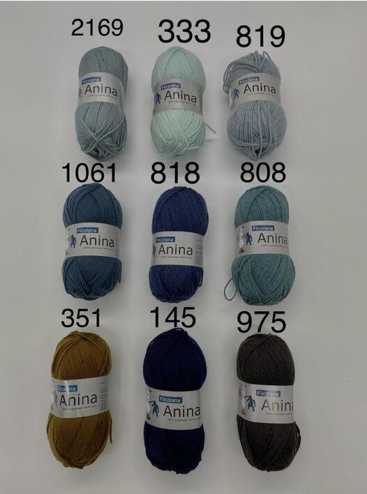 Strikkekits til Vaffelvest til børn i Anina