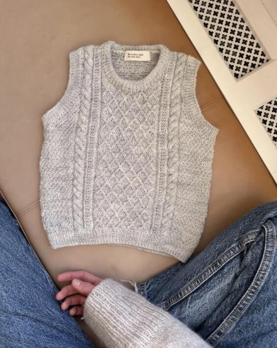 Moby Slipover Mini - PetiteKnit