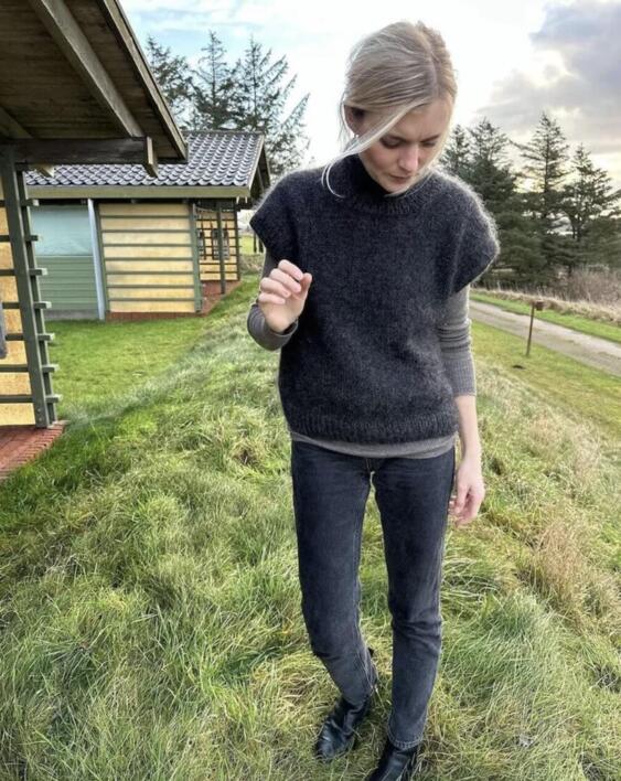 Weekend Slipover - PetiteKnit