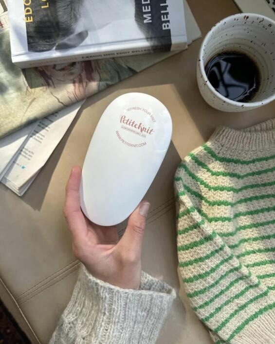 Refresh your knit with PetiteKnit - Lint Remover