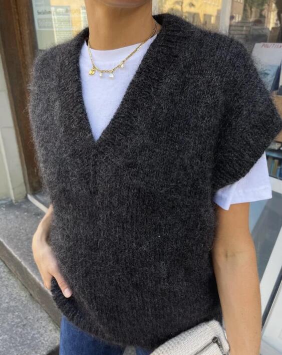 Weekend Slipover V-Neck - PetiteKnit