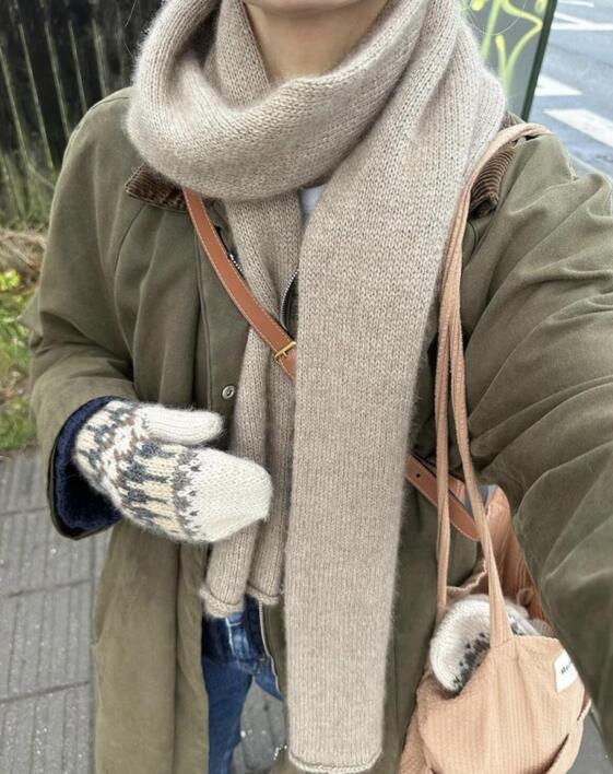 Celeste Vanter - PetiteKnit