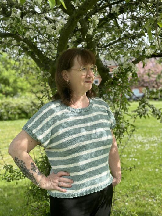 Strikkekits til Sommer Tee i Blød Bomuld