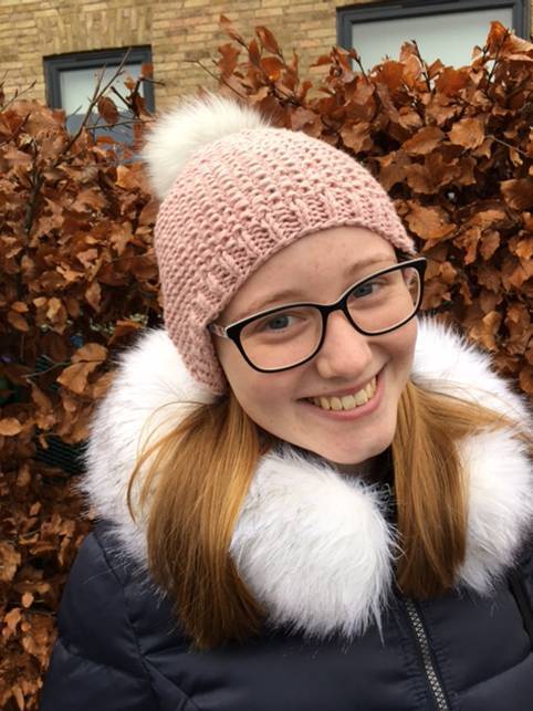 Opskrift til Prinsessehuen i Extrafine merino 120 til børn og voksne